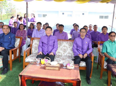 ร่วมเป็นเกียรติในพิธีวางศิลาฤกษ์อาคาร พารามิเตอร์รูปภาพ 1